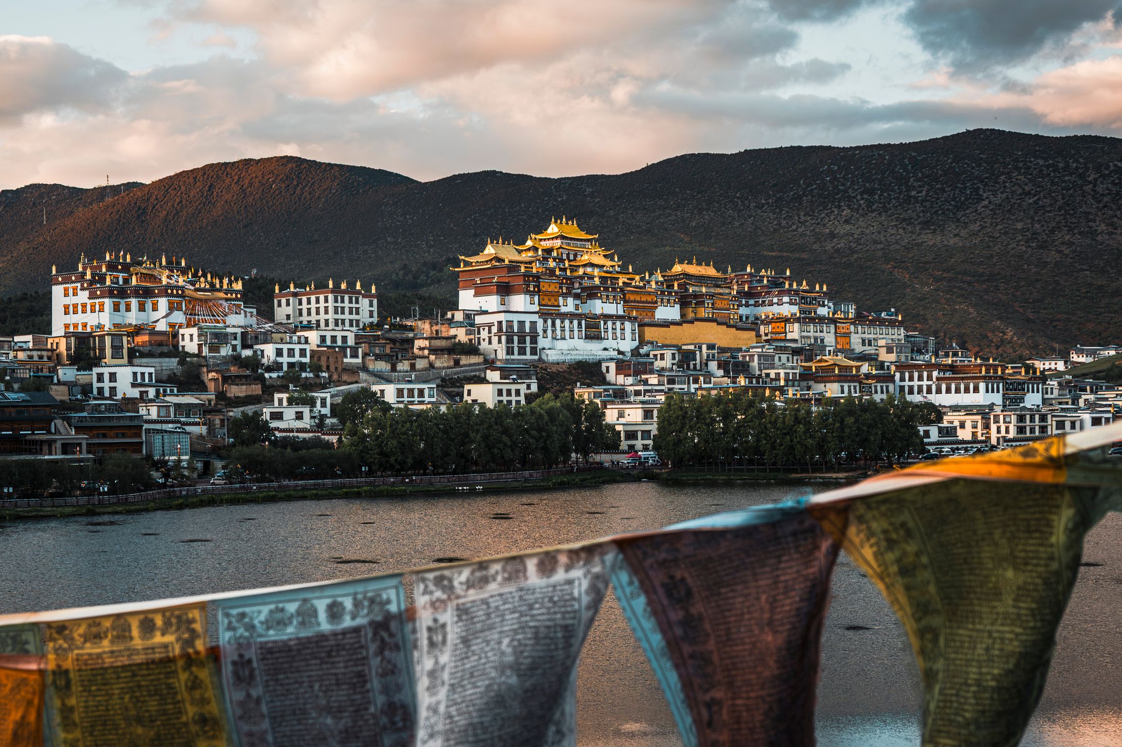 Songzanlin monastery in golden-hour light